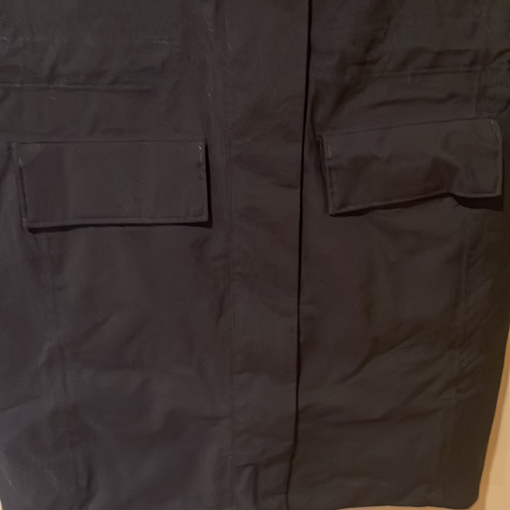 NWT The North Face City Breeze Insulated Parka in Black - Picture 3 of 10